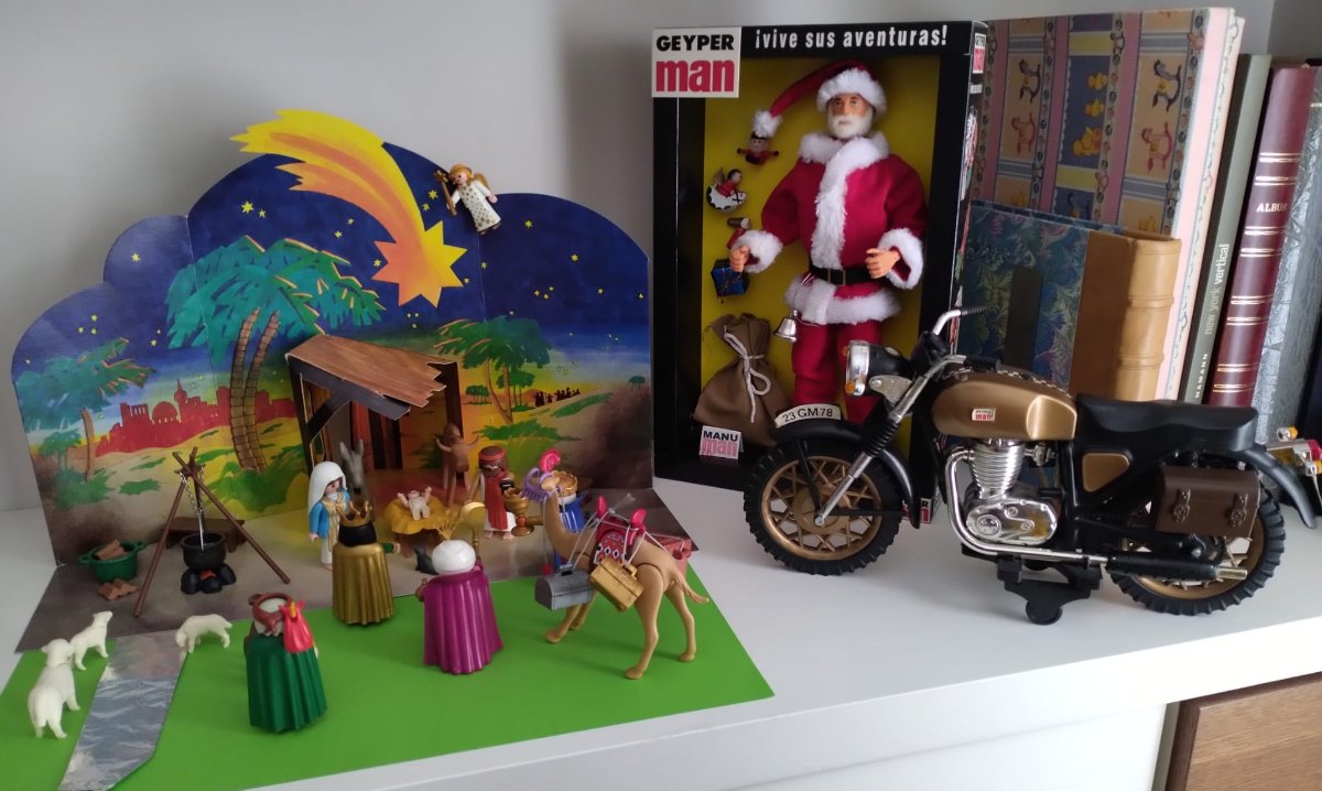 Papa Noel geyperman.jpg