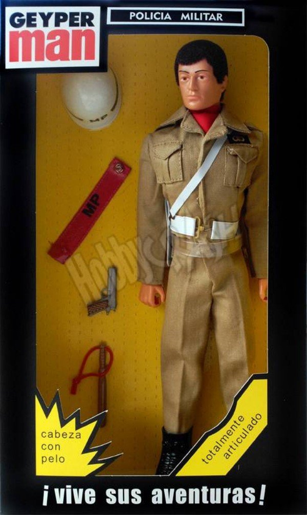 7020_geyperman_policia_militar-600x1006.jpg