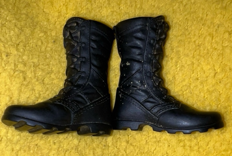 botas legionario.png